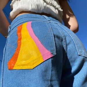 Vintage hand painted 70s wrangler jeans❤️